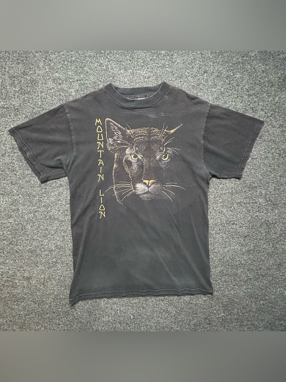 Vintage 90s Mountain Lion black cotton t-shirt